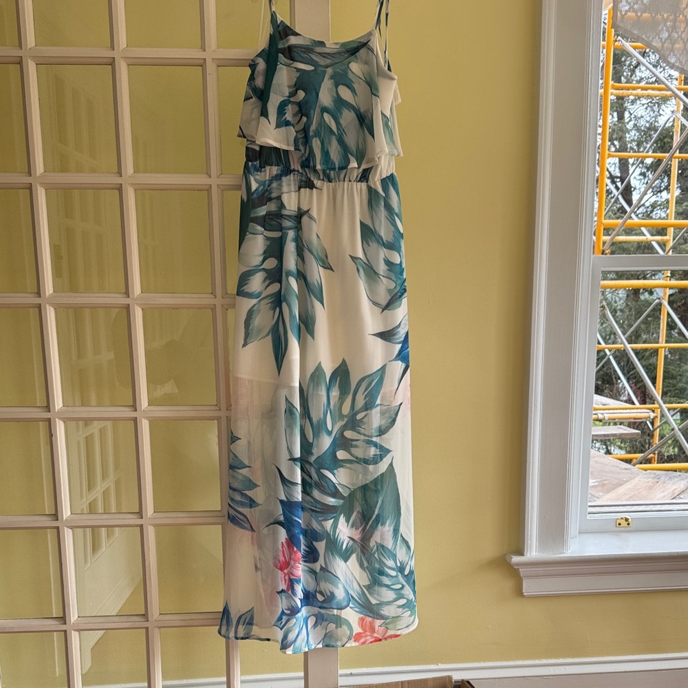 Tropical Leaf Print Maxi Dress